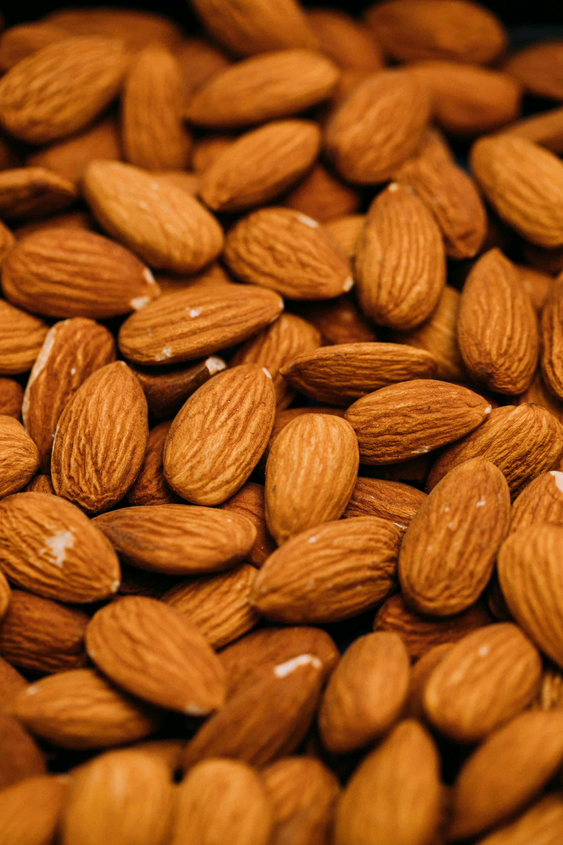 Almonds — Hazara Dry Fruit